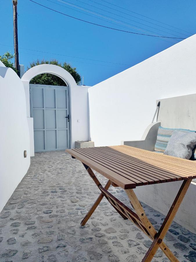 Poli Cave House Santorini Villa Fira  Bagian luar foto