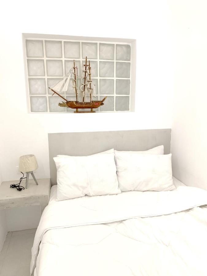 Poli Cave House Santorini Villa Fira  Bagian luar foto
