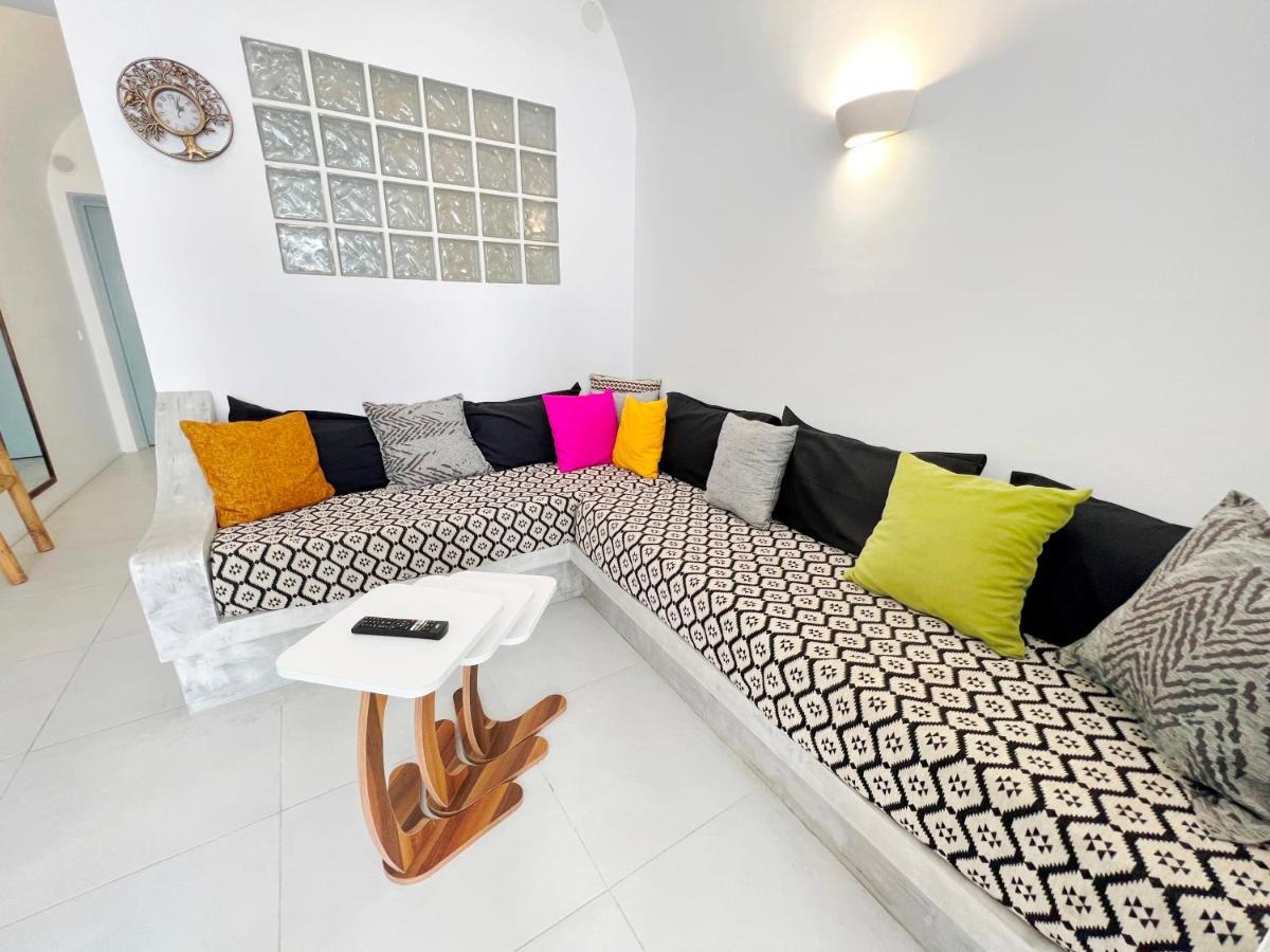 Poli Cave House Santorini Villa Fira  Bagian luar foto