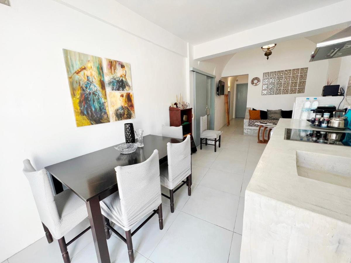 Poli Cave House Santorini Villa Fira  Bagian luar foto