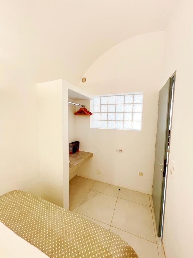 Poli Cave House Santorini Villa Fira  Bagian luar foto